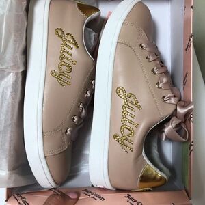 🎉Final deal 🎉Juice couture Sneakers 👟